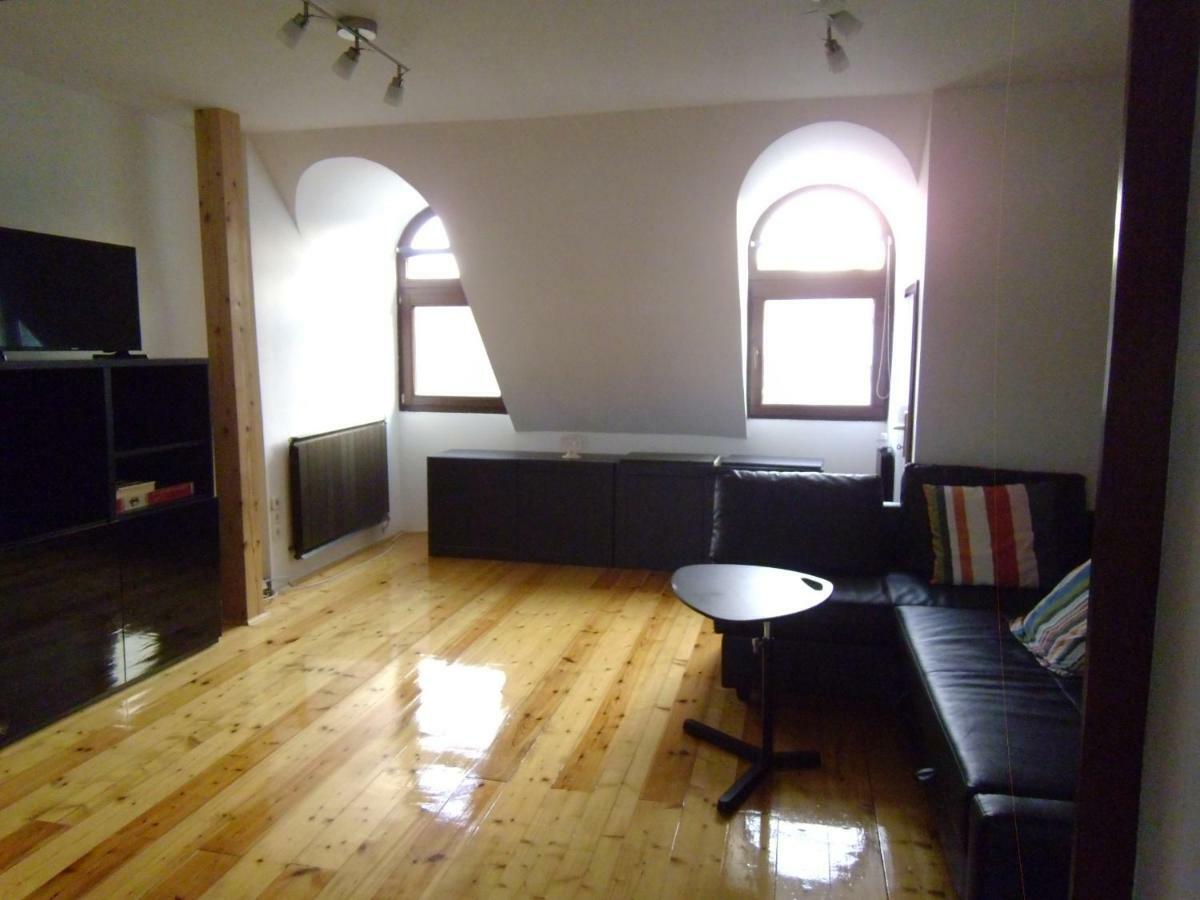 Aulich Apartman Miskolc Buitenkant foto