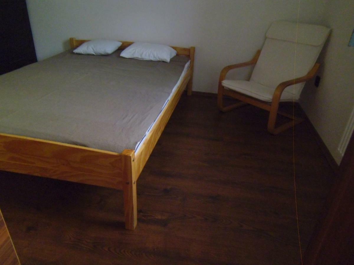 Aulich Apartman Miskolc Buitenkant foto
