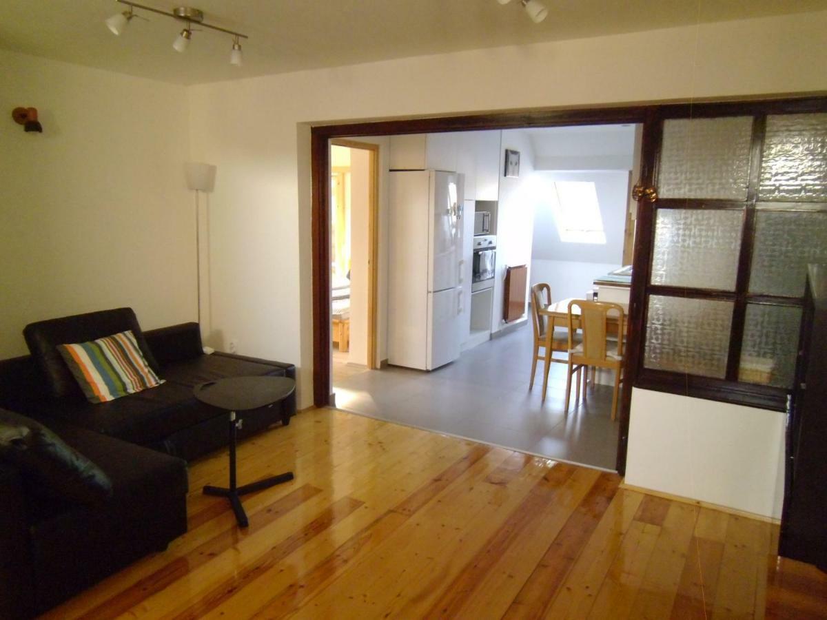 Aulich Apartman Miskolc Buitenkant foto